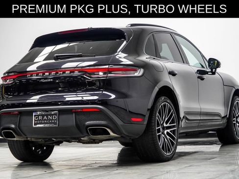 Used 2022 Porsche Macan AWD/4WD image 13