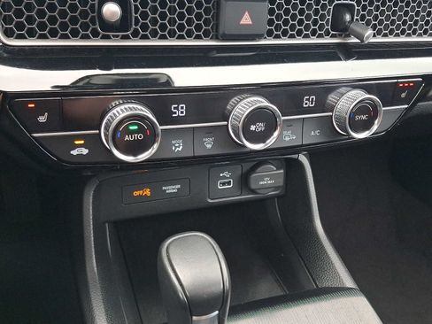 Certified 2024 Honda Civic EX-L image 16