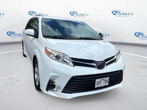 Used 2020 Toyota Sienna LE FWD image 7