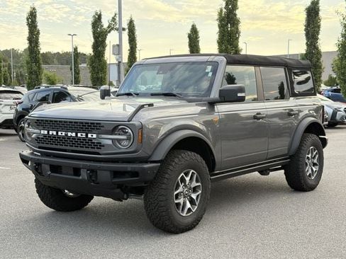 Used 2024 Ford Bronco Badlands AWD/4WD image 7