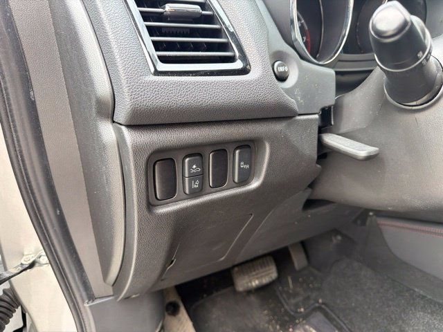 Used 2024 Mitsubishi Outlander Sport SE AWD/4WD image 20