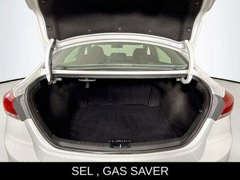 Used 2018 Hyundai Elantra SEL w/ Cargo Package image 23