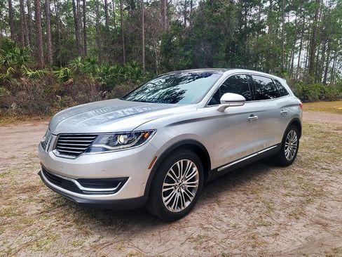 Used 2017 Lincoln MKX Reserve image 1