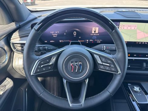 Used 2026 Buick Enclave Avenir AWD/4WD image 9