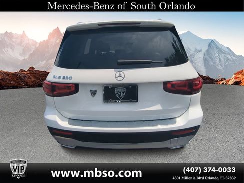 Used 2021 Mercedes-Benz GLB 250 w/ Premium Package image 18