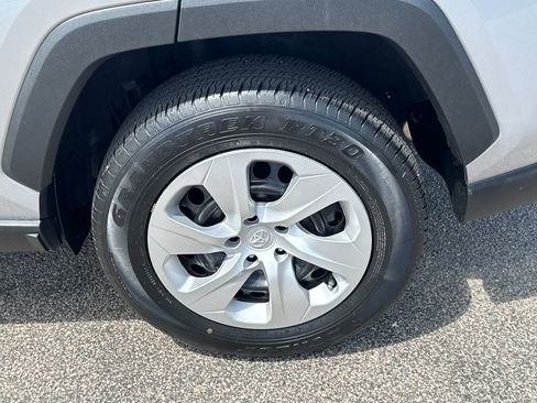 Used 2023 Toyota RAV4 LE FWD image 37