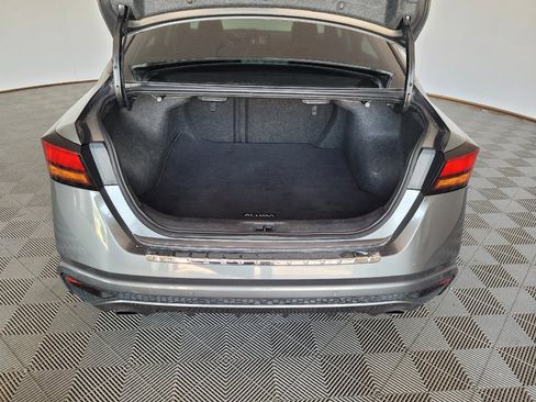 Used 2022 Nissan Altima 2.5 SR w/ Midnight Edition Package FWD image 29