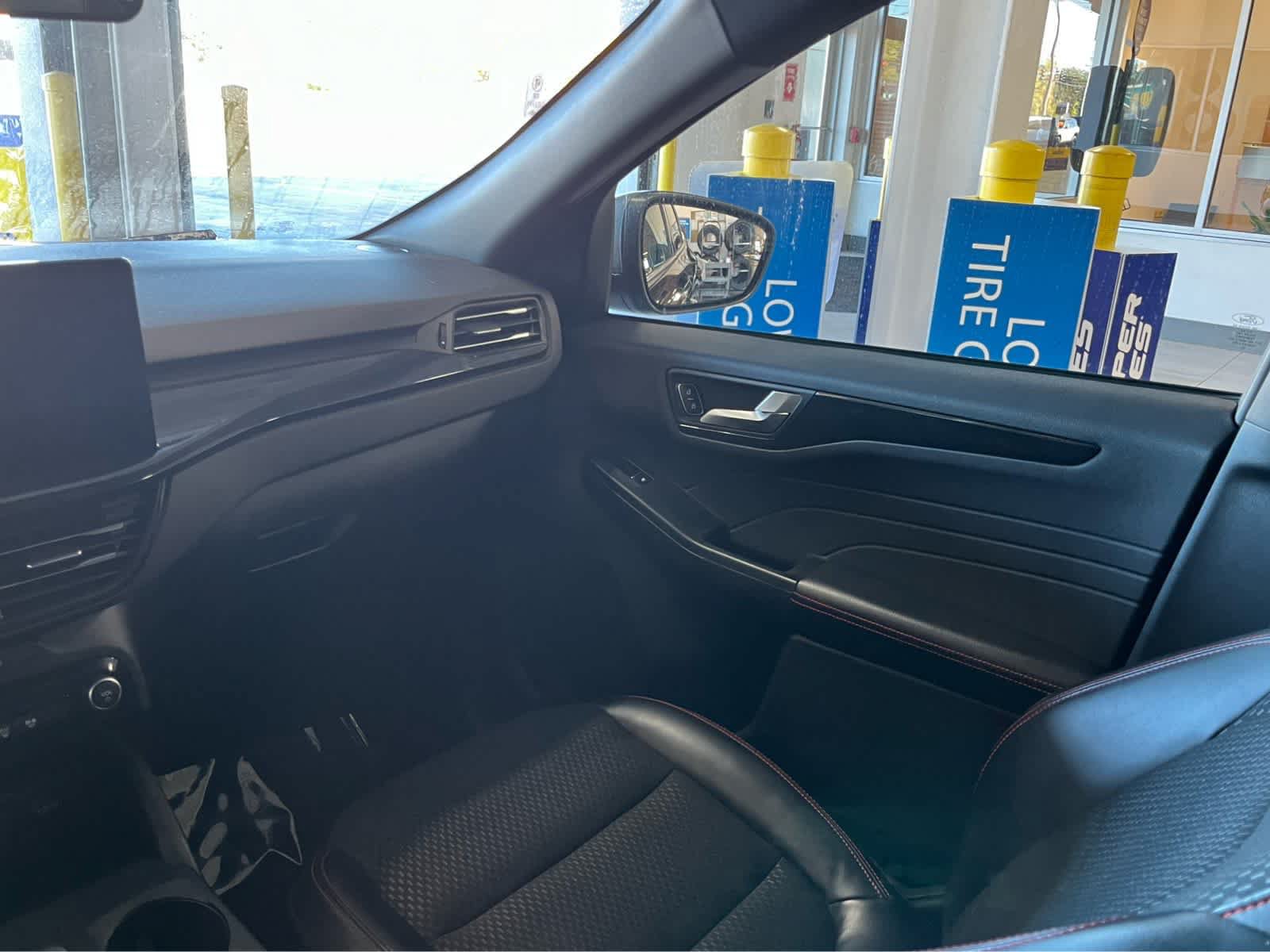 Used 2023 Ford Escape ST-Line w/ Tech Pack #1 FWD image 12
