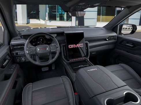 New 2025 GMC Yukon AT4 Ultimate w/ LPO, Floor Liner Package image 15