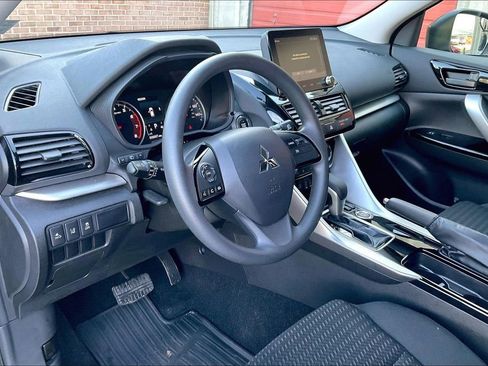 Used 2024 Mitsubishi Eclipse Cross LE image 13