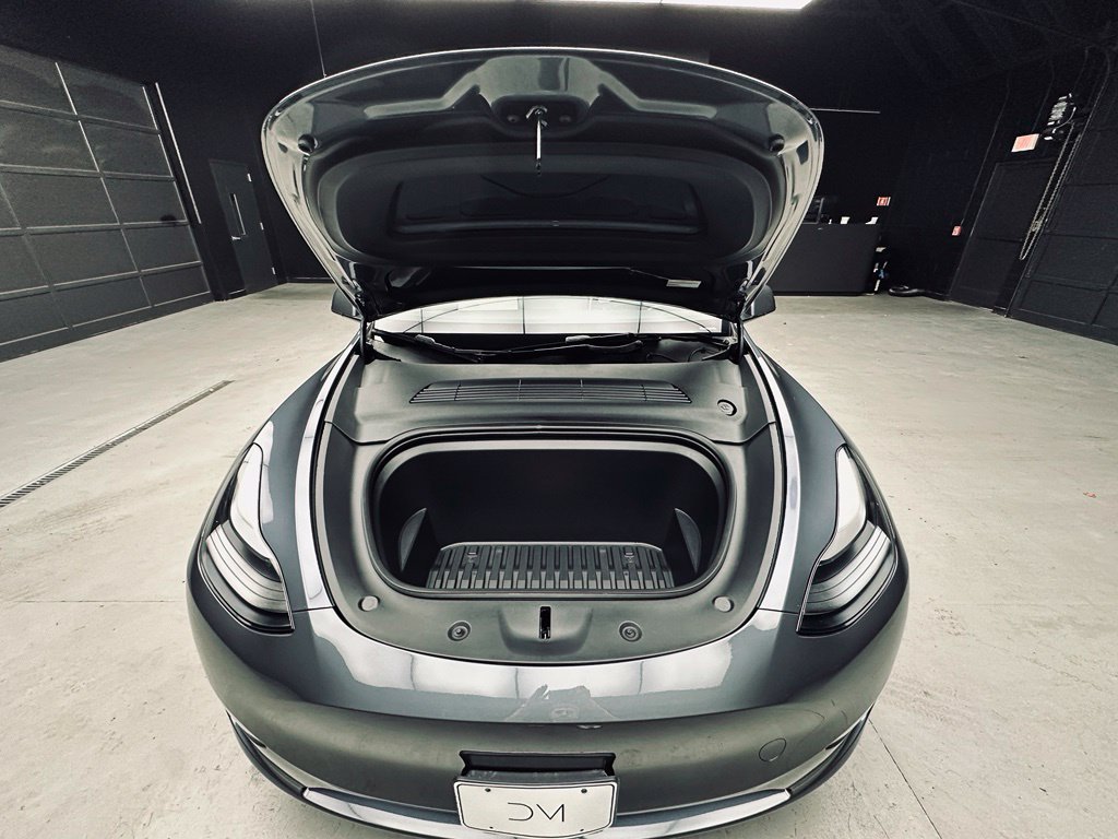 Used 2023 Tesla Model Y Long Range AWD/4WD image 35