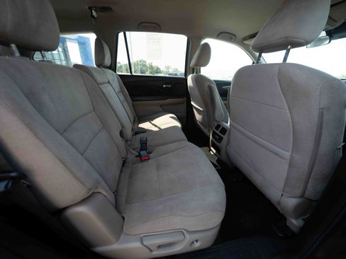 Used 2021 Honda Pilot EX image 25