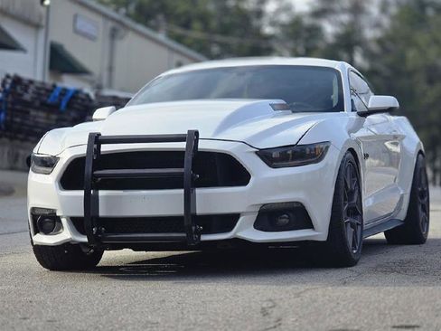 Used 2017 Ford Mustang GT Premium w/ Equipment Group 401A image 16