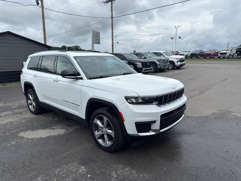 Used 2021 Jeep Grand Cherokee L Limited AWD/4WD image 3