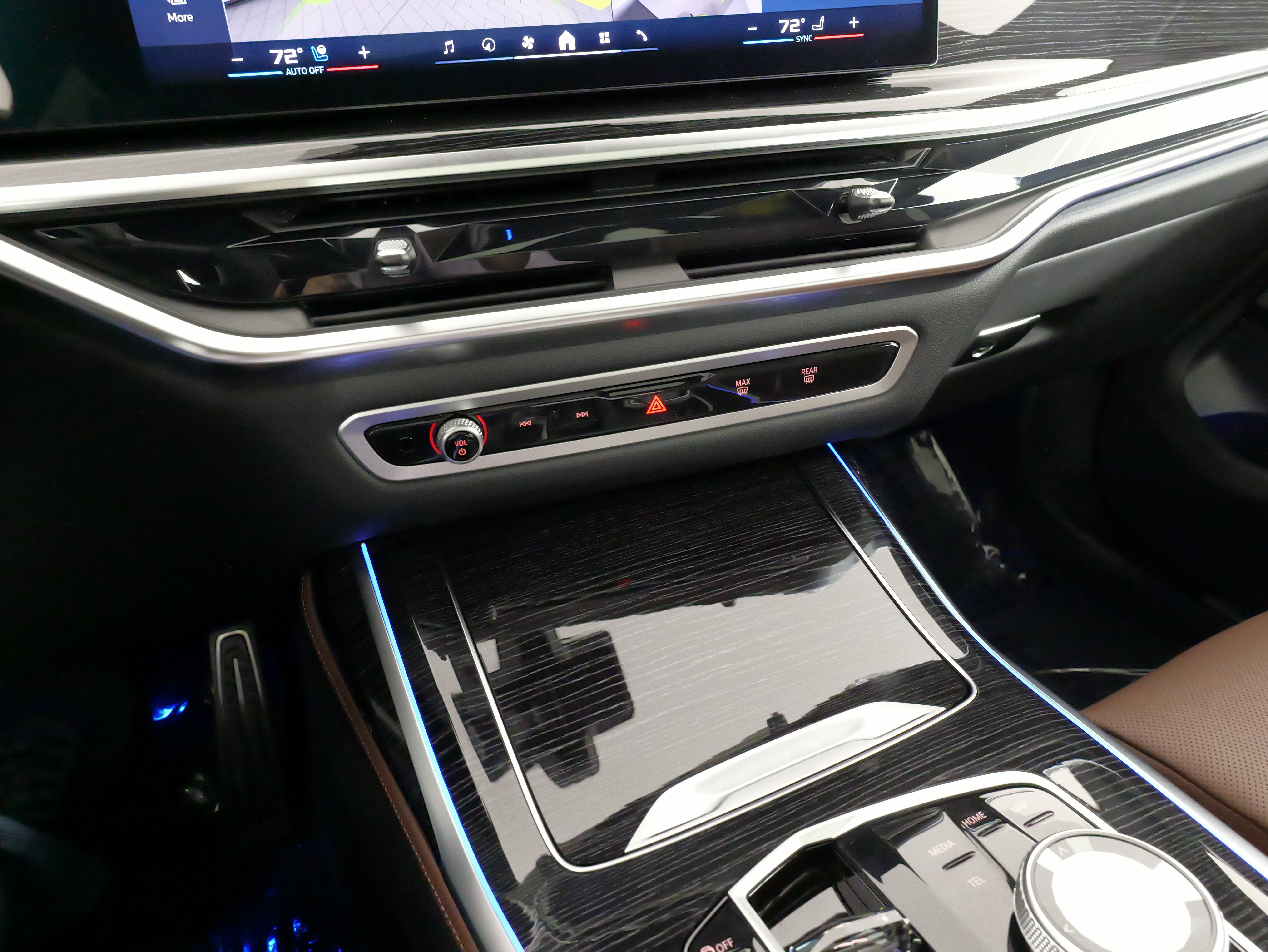 Used 2026 BMW X7 M60i AWD/4WD image 64