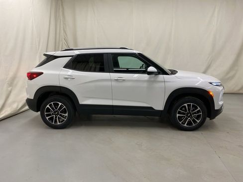 New 2026 Chevrolet TrailBlazer LT w/ Convenience Package image 9