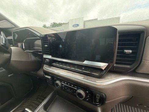Used 2025 Chevrolet Silverado 1500 LTZ w/ LTZ Premium Package AWD/4WD image 38