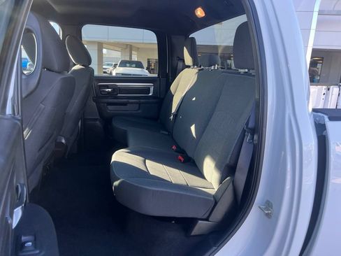 Used 2024 RAM 1500 Warlock RWD image 32