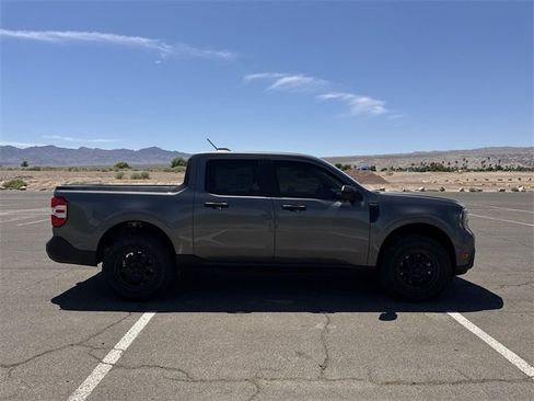 New 2025 Ford Maverick XLT image 4