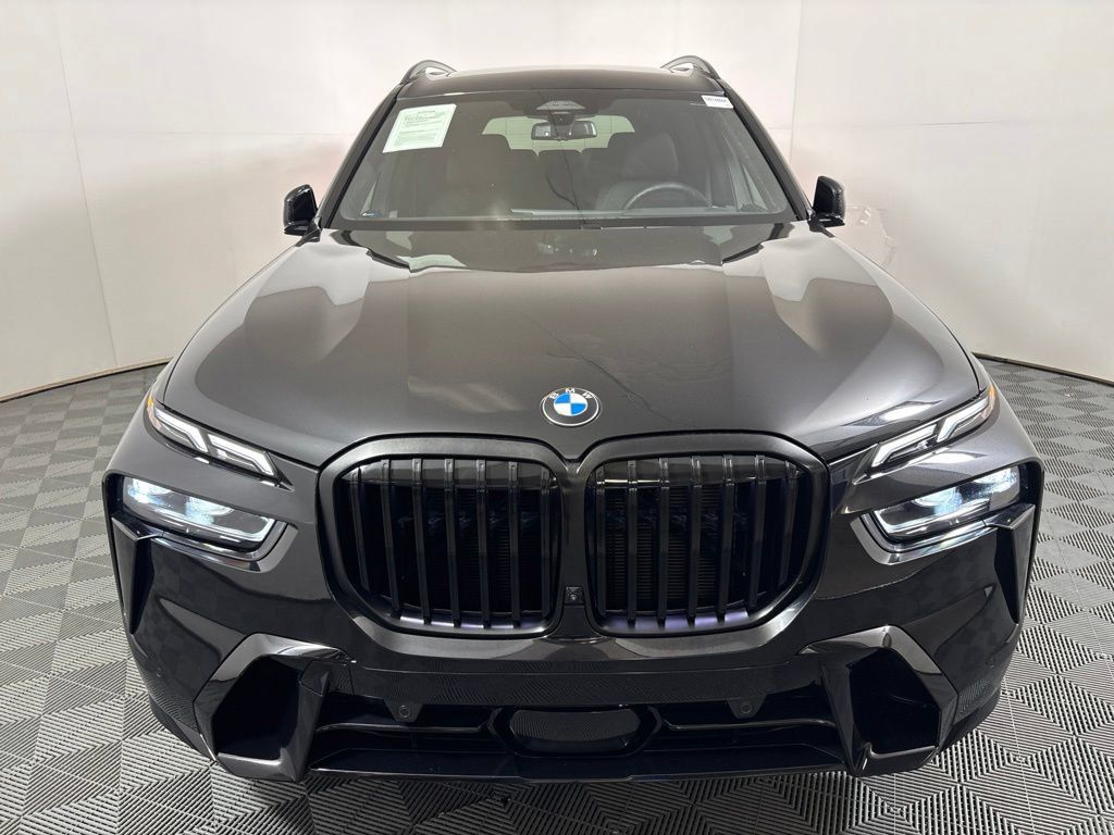 Certified 2026 BMW X7 xDrive40i AWD/4WD image 3