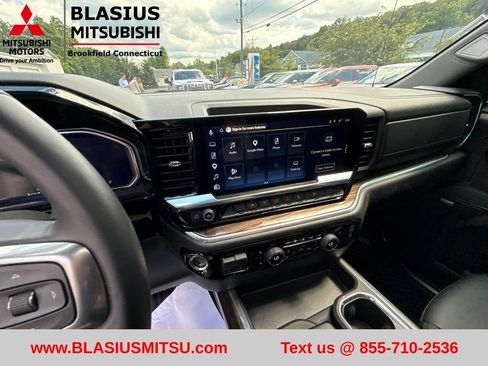 Used 2026 Chevrolet Silverado 1500 RST w/ Convenience Package II AWD/4WD image 28