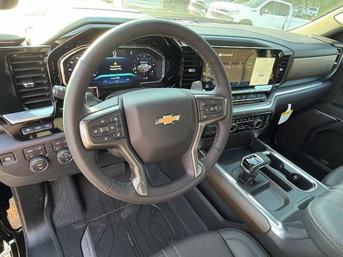 New 2026 Chevrolet Silverado 1500 High Country AWD/4WD image 19