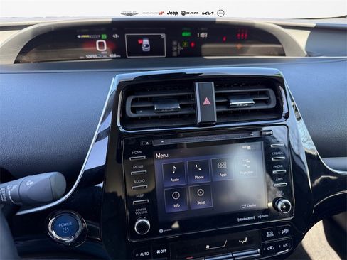 Used 2022 Toyota Prius Prime LE image 30