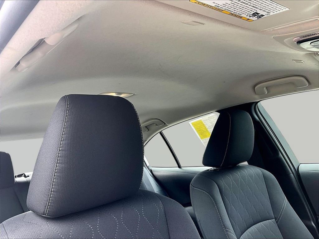 Used 2025 Toyota Corolla LE FWD image 22