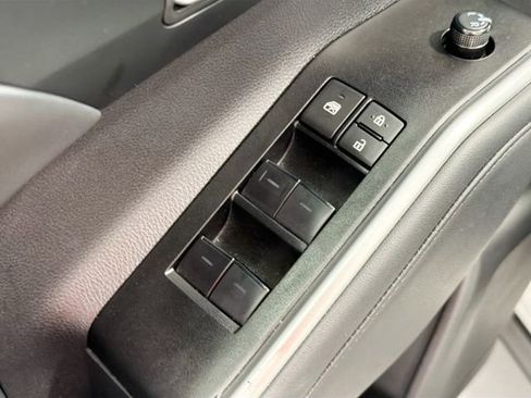 Certified 2026 Toyota Highlander XLE AWD/4WD image 18