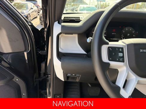 Used 2025 Land Rover Defender 110 S image 16