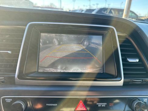 Used 2018 Hyundai Sonata SE image 20