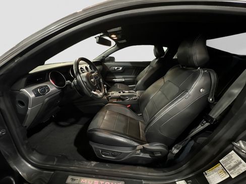 Used 2020 Ford Mustang Premium RWD image 14