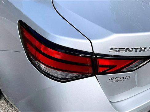 Used 2022 Nissan Sentra SV image 20