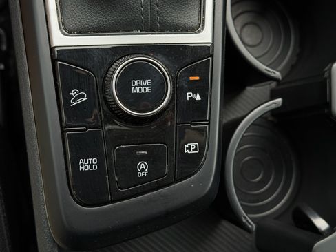 Used 2024 Kia Sportage LX FWD image 14