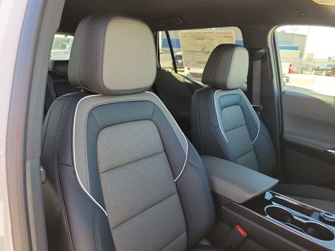 New 2026 Chevrolet Equinox LT w/ Convenience Package II AWD/4WD image 18
