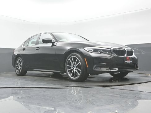 Used 2022 BMW 330i xDrive Sedan w/ Premium Package AWD/4WD image 29