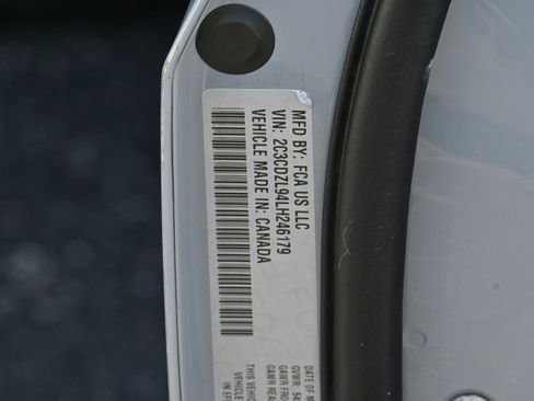 Used 2020 Dodge Challenger SRT Hellcat Redeye image 35