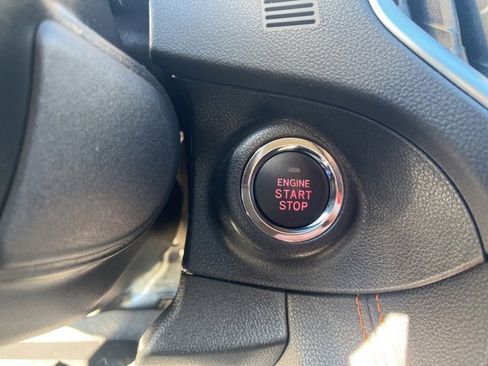 Used 2023 Subaru Crosstrek 2.0i Premium image 23