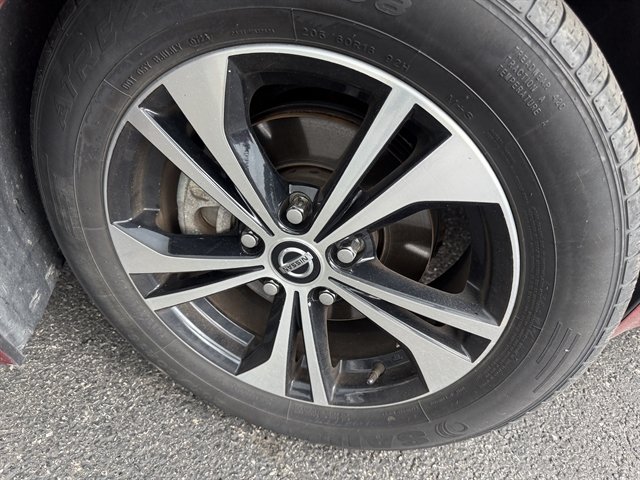 Used 2020 Nissan Sentra SV w/ Electronics Package FWD image 32