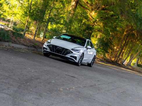 Used 2021 Hyundai Sonata Limited FWD image 46