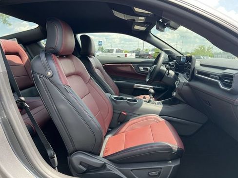 Used 2026 Ford Mustang GT RWD image 27