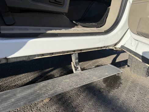 Used 2010 Ford F350 XLT image 6