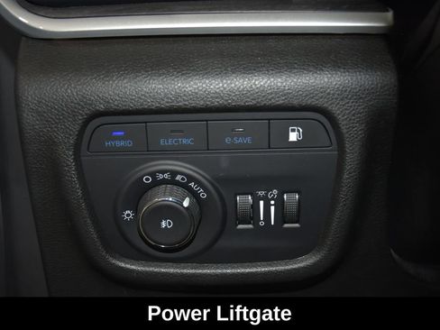 Used 2024 Jeep Grand Cherokee Limited 4xe AWD/4WD image 13