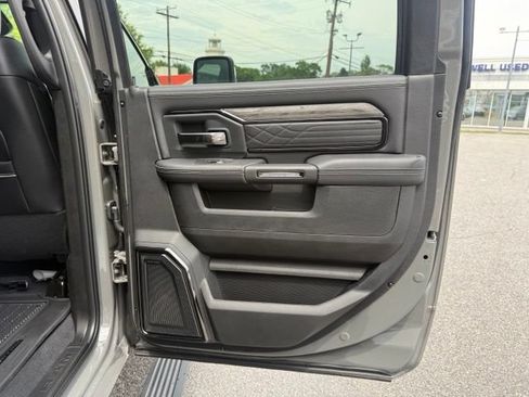 New 2026 RAM 3500 Limited AWD/4WD image 35