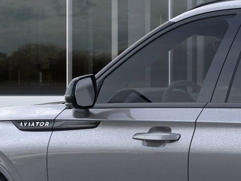 New 2025 Lincoln Aviator Premiere w/ Jet Appearance Package image 20