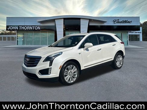 Used 2018 Cadillac XT5 Premium Luxury FWD image 1