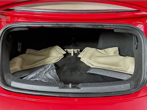 Used 2015 Volkswagen Beetle 1.8T image 16