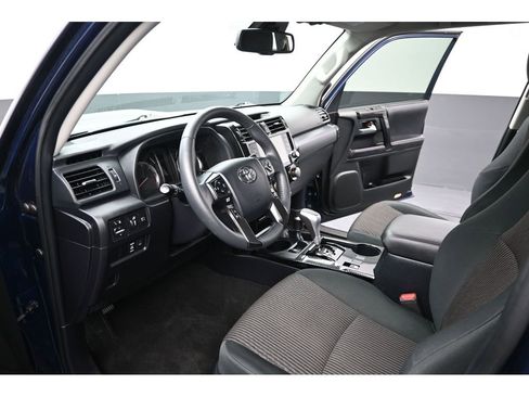 Used 2023 Toyota 4Runner TRD Off-Road AWD/4WD image 9