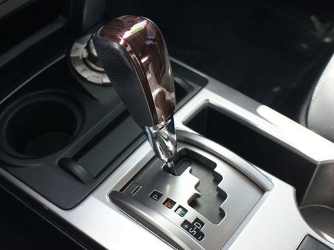 Used 2018 Toyota 4Runner Limited image 13