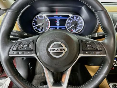 Used 2023 Nissan Sentra SV w/ SV Premium Package FWD image 20
